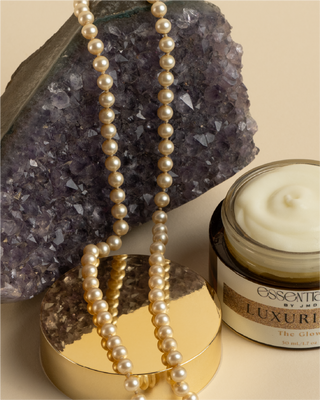 LUXURIATE The Glow