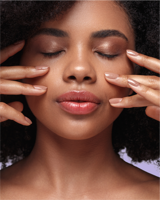 LUXURIATE The Glow